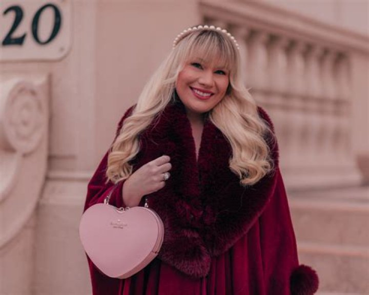 14 Valentine's Day outfit ideas for any type of plans