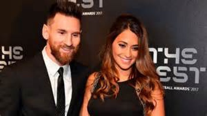 Antonella Roccuzzo (Messi’s Wife); Age, Height, Job, Net Worth, & More