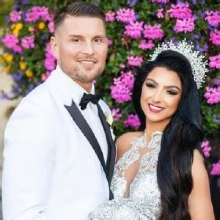 Bria Martone Wiki; Wedding, Net Worth, Boyfriend, Engagement Ring, Wedding