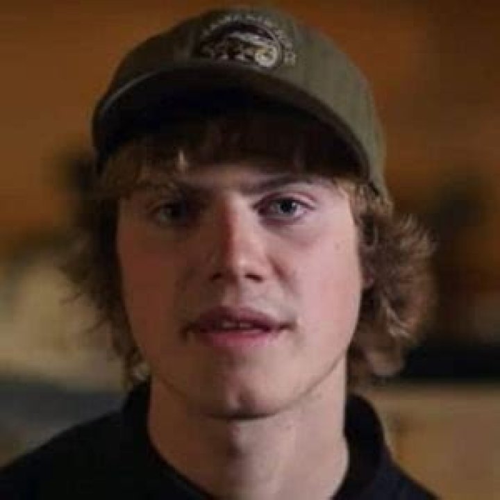 Charlie Jagow Wiki; Married, Parents, Net Worth, Age, Instagram, Movies & Facts