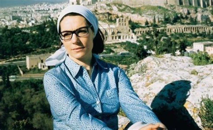 EST Ce Que Nana Mouskouri Est-Elle Décédée