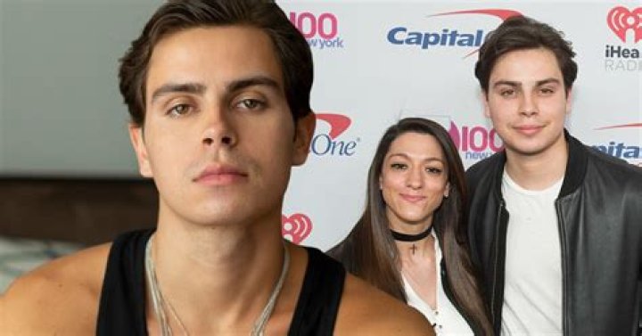 Jake T Austin Bio, Who is The Girlfriend, Why Did He Leave The Fosters?