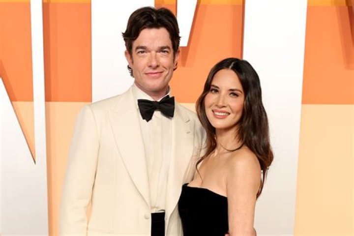 John Mulaney Wife, Parents, Family, Height, Net Worth, Is He Gay?
