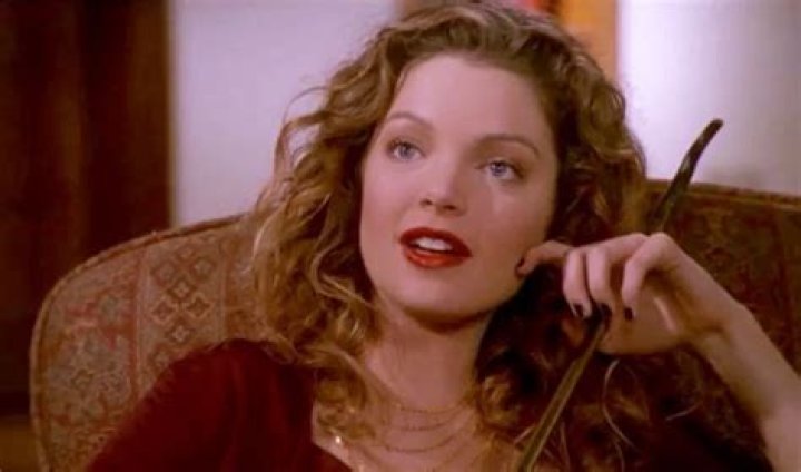 Know About Clare Kramer; Movies, Age, Net Worth, Divorce, Husband