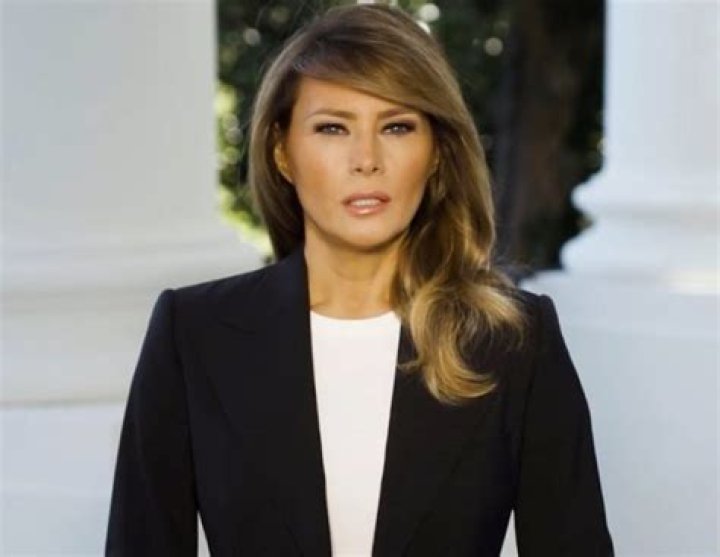Melania Trump Height, Weight, Body Measurements, Son, Parents, Divorce