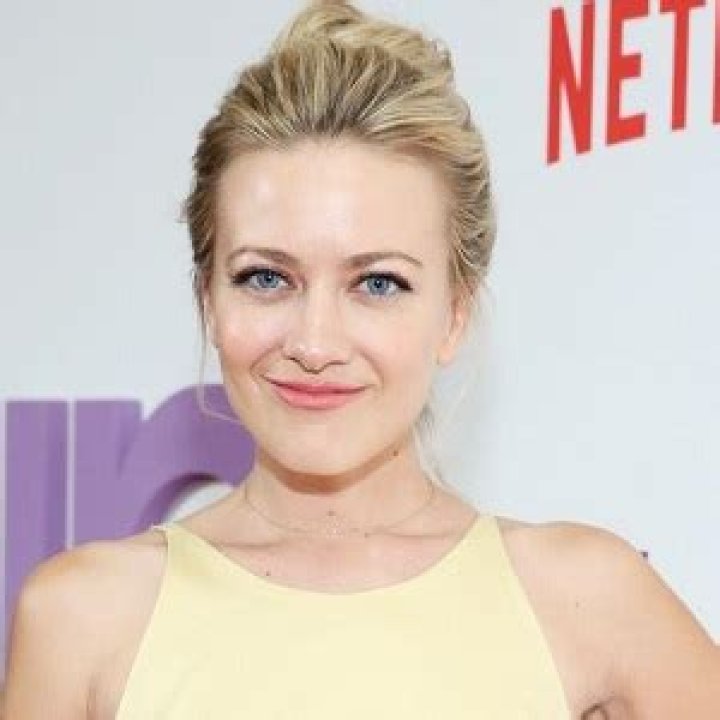 Meredith Hagner – Husband, Children, Sister, Net Worth, Divorce, Boyfriend