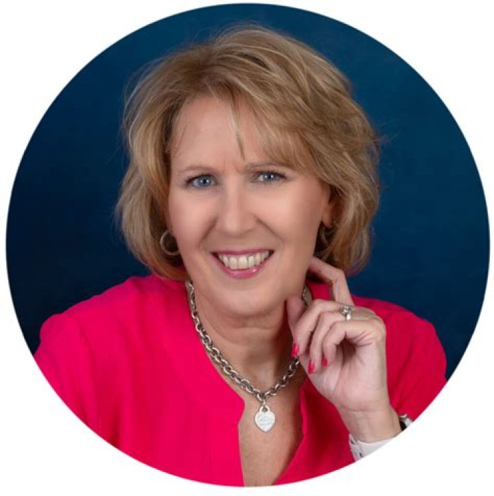 Simply Simple Stamping | Connie Stewart net worth, income and estimated earnings of Youtuber channel