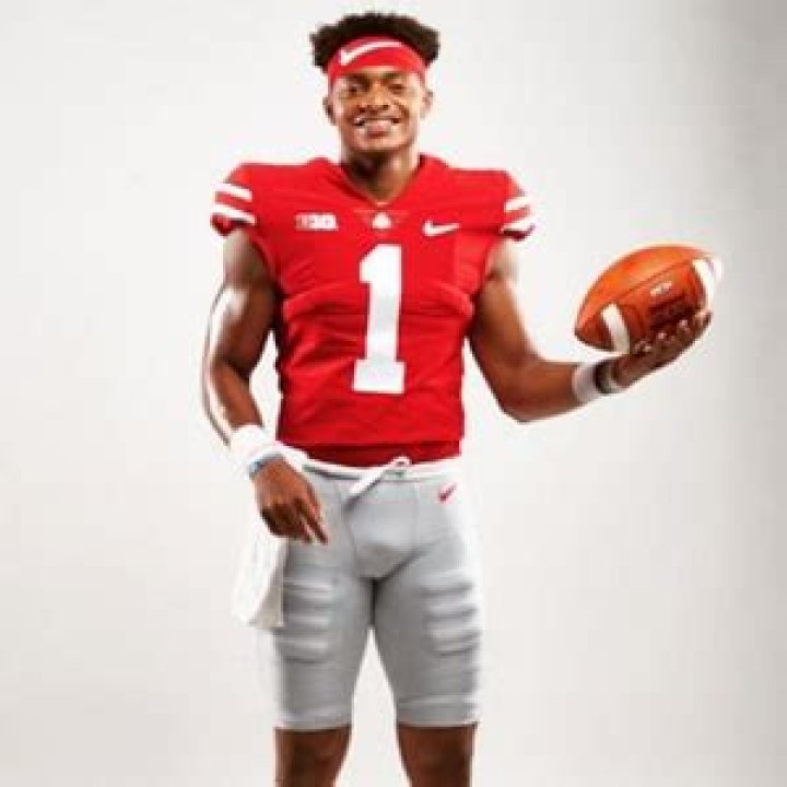Where Is Justin Fields From? His Stats, Injury, High School, Height, Facts