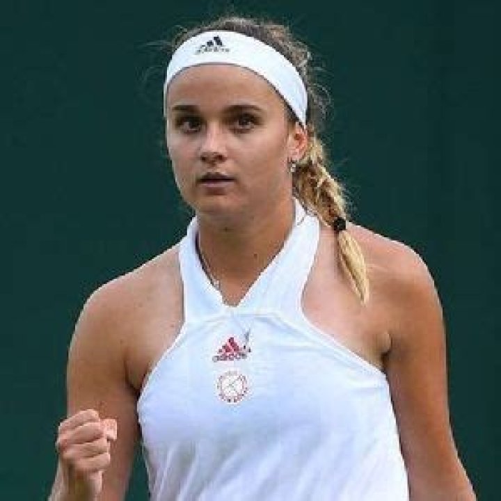 Who Are Clara Burel Parents? Her Wiki & Family Details