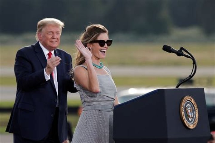 Who Is Hope Hicks? Her Salary And Net Worth, Husband, Boyfriend and Trump